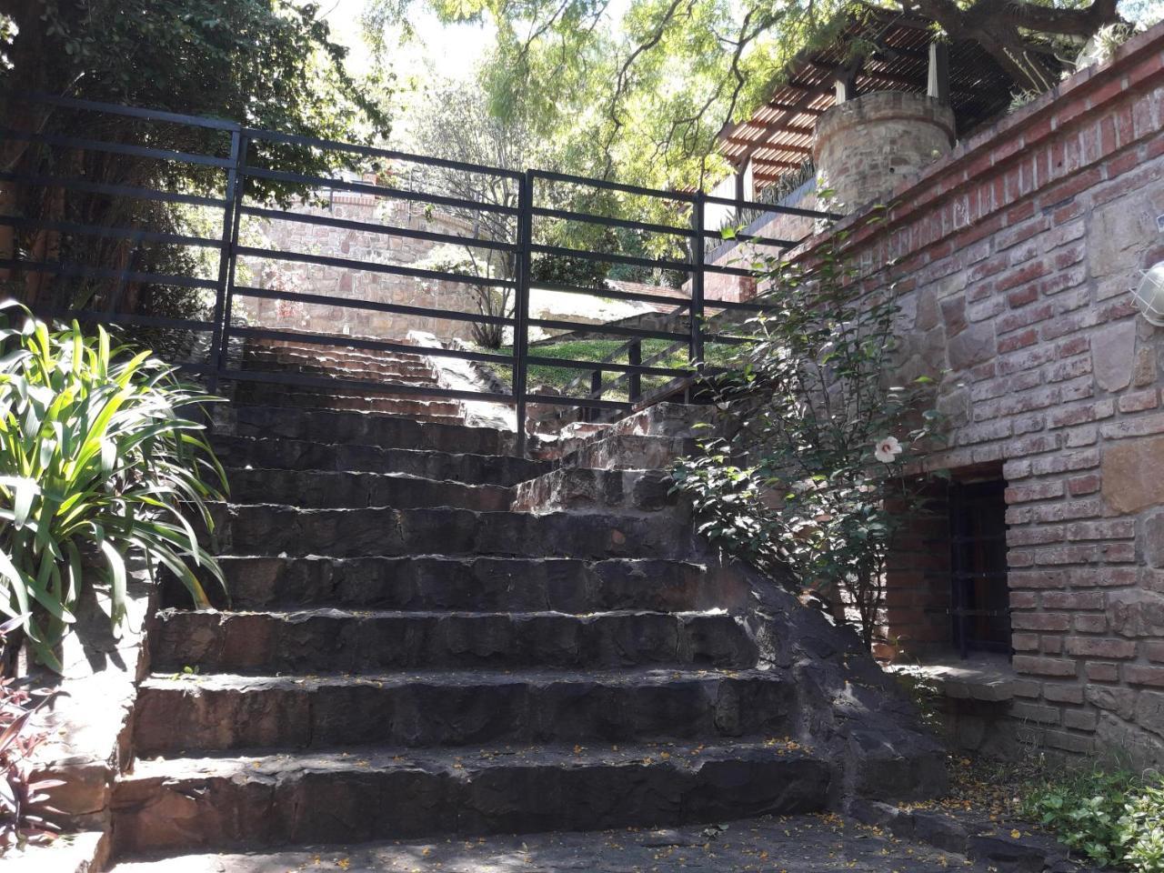 Apartamentos Del Cerro 萨尔塔 外观 照片